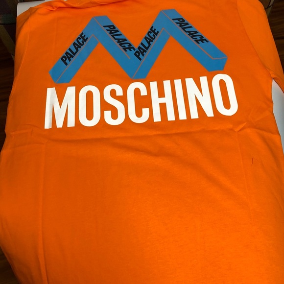 Moschino Palace Skateboards Mens Size Small Designer T-Shirt - Picture 2 of 6